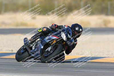 media/Jan-14-2024-SoCal Trackdays (Sun) [[2e55ec21a6]]/Turn 6 (125pm)/